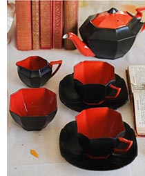Queen Anne Tea for two set in black and red